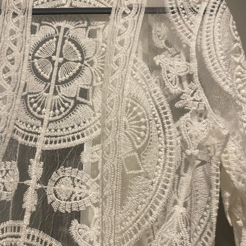 Kimono - Picture 2 of 3